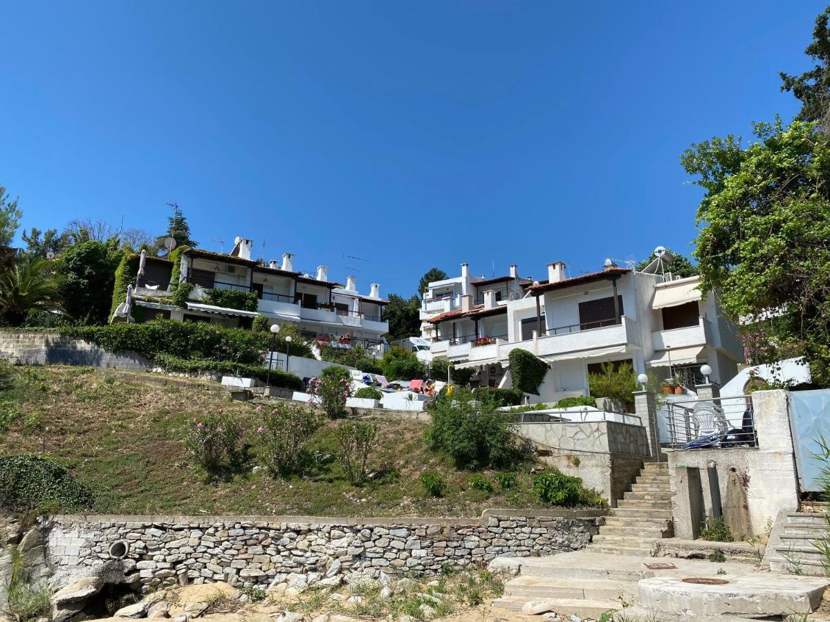 Irini Seaside Apartment PalaiónTsiflíkion Esterno foto